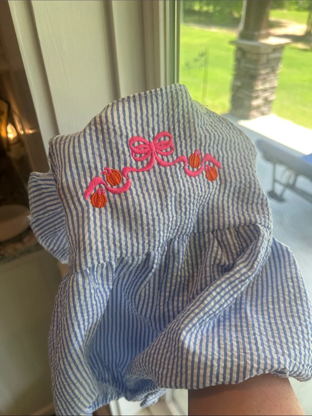 M262 NWOT Boutique Girl Blue Seersucker Bubble Pink bow and pumpkin Embroidery